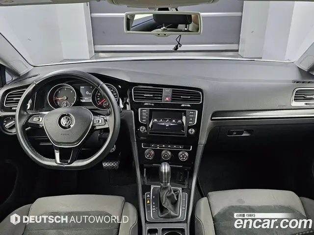Volkswagen Golf 2015 1.6 автомат (гидро), миниатюра 7