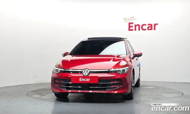 Volkswagen Golf 2025 2.0 автомат (гидро), миниатюра 3
