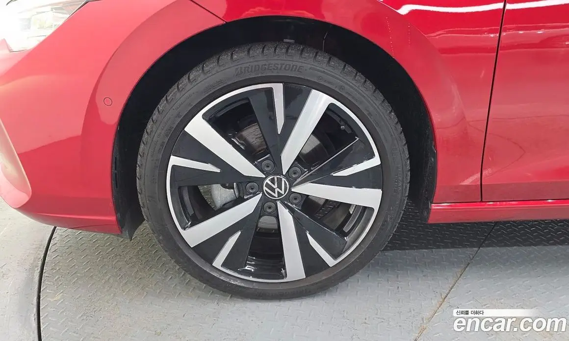 Volkswagen Golf 2025 2.0 автомат (гидро), фото 5