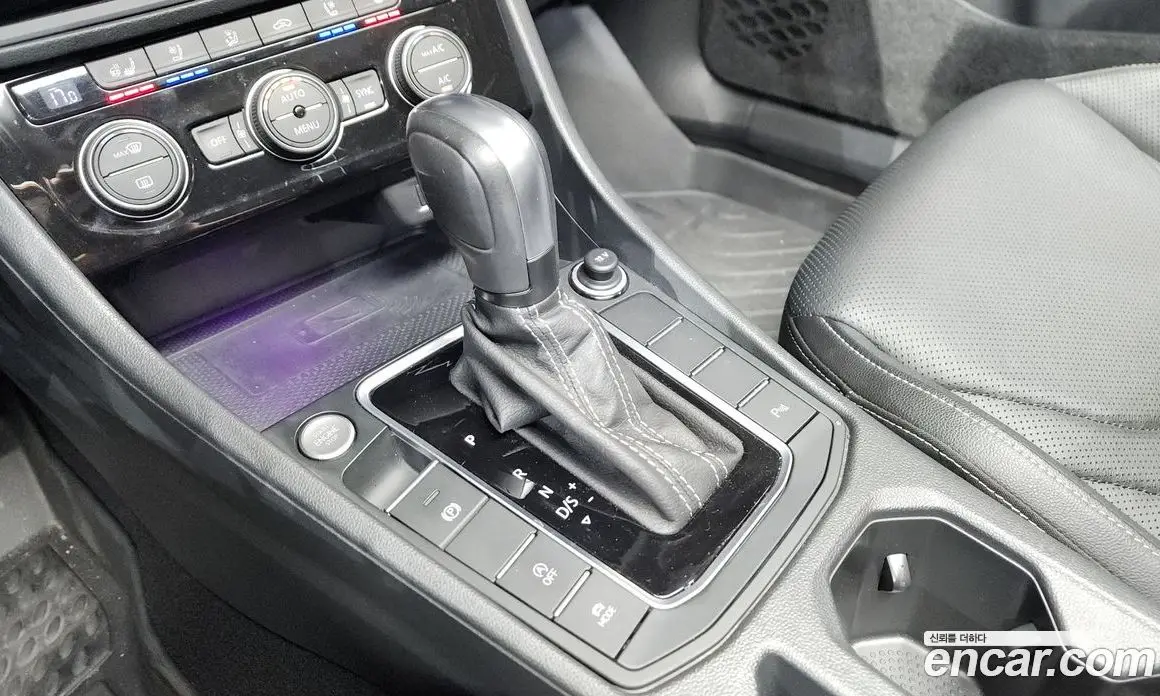 Volkswagen Jetta 2021 1.4 автомат (гидро), фото 11