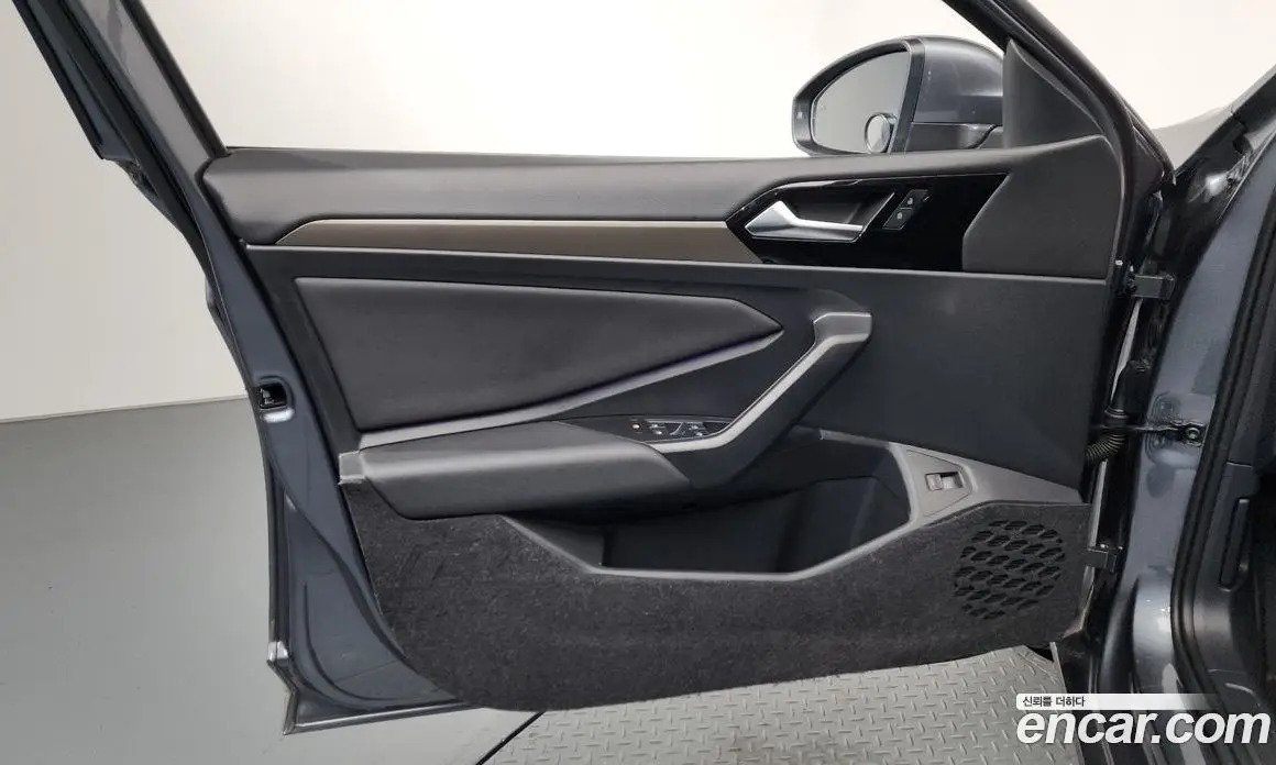 Volkswagen Jetta 2021 1.4 автомат (гидро), фото 13