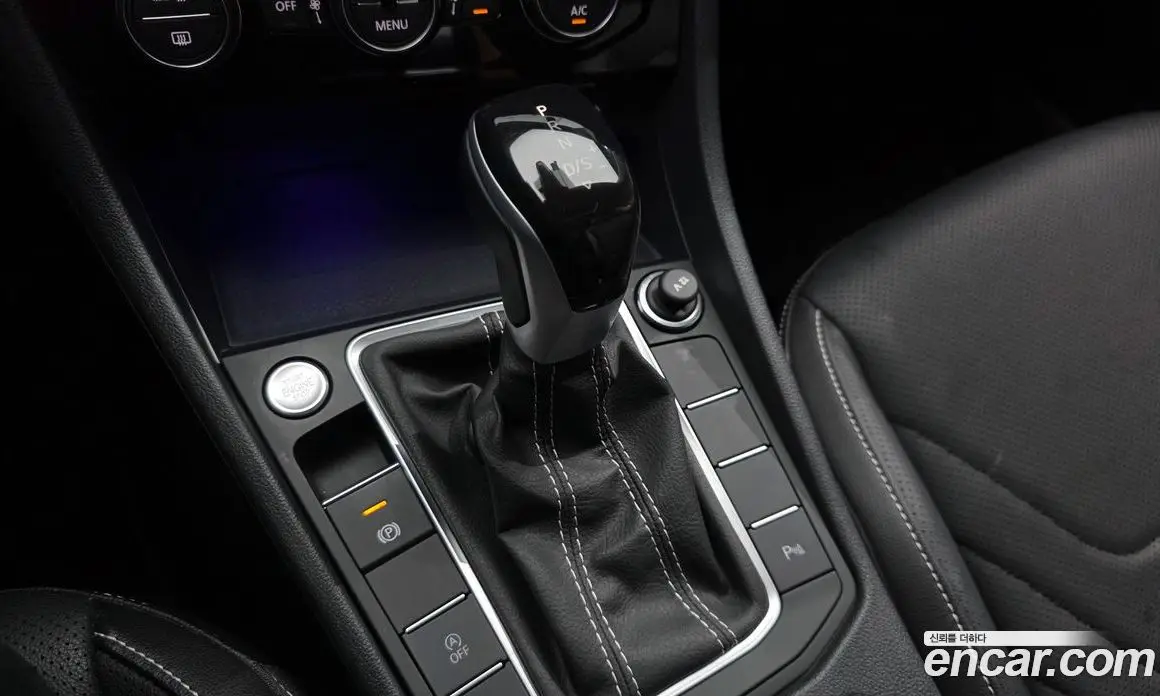 Volkswagen Jetta 2023 1.5 автомат (гидро), фото 12