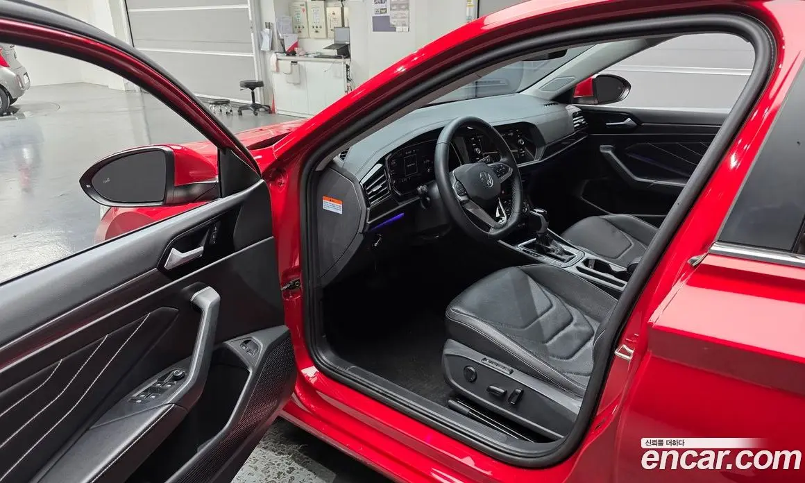 Volkswagen Jetta 2023 1.5 автомат (гидро), фото 13