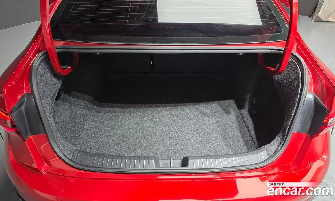 Volkswagen Jetta 2023 1.5 автомат (гидро), фото 24