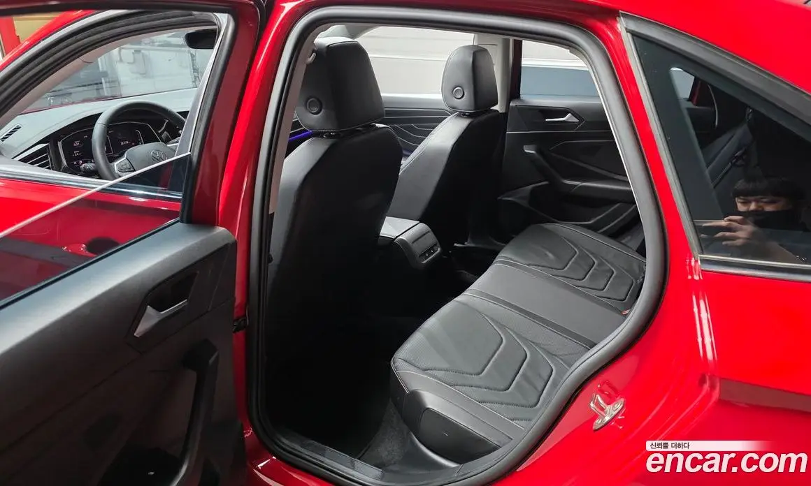 Volkswagen Jetta 2023 1.5 автомат (гидро), фото 26