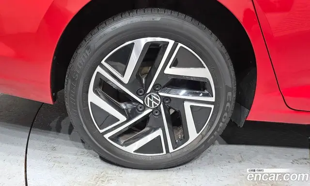 Volkswagen Jetta 2023 1.5 автомат (гидро), миниатюра 5