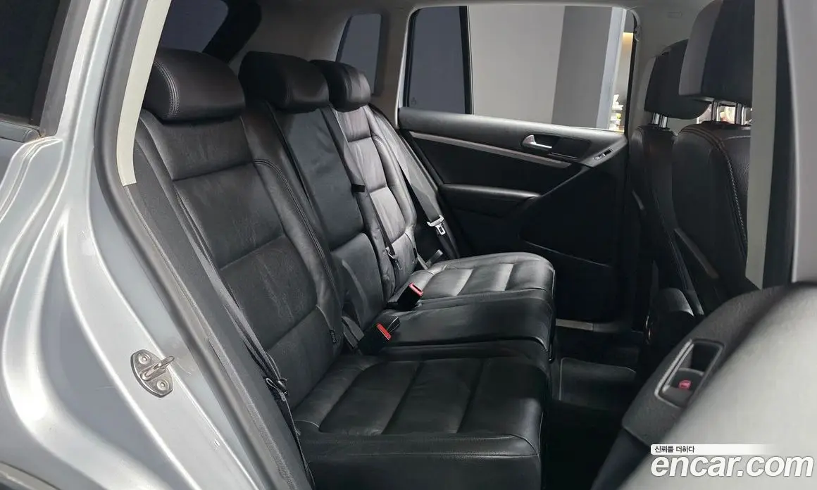 Volkswagen Tiguan 2014 2.0 автомат (гидро), фото 12