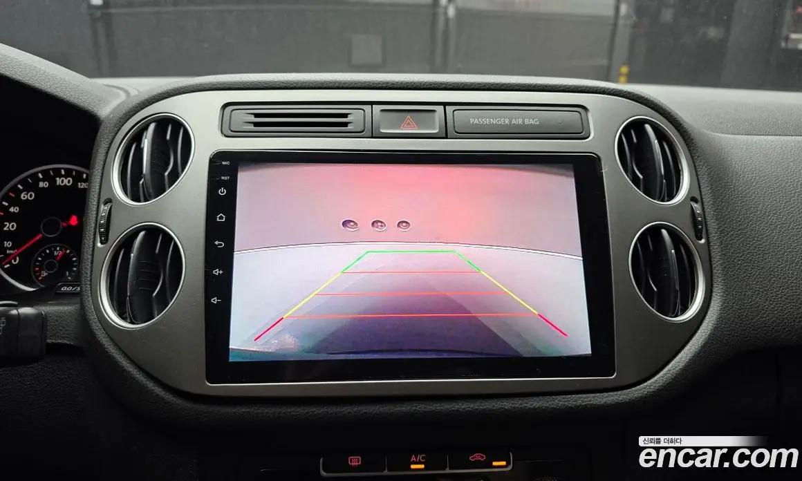 Volkswagen Tiguan 2014 2.0 автомат (гидро), фото 15