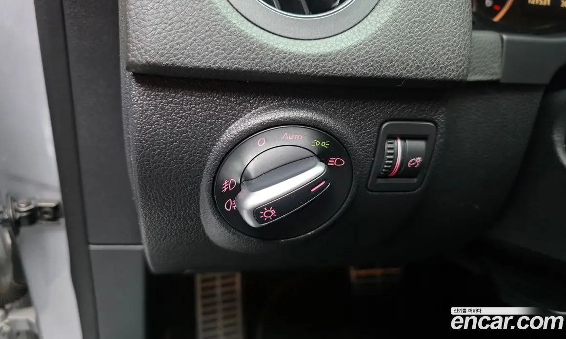 Volkswagen Tiguan 2014 2.0 автомат (гидро), фото 18