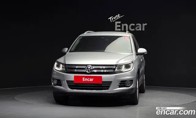 Volkswagen Tiguan 2014 2.0 автомат (гидро), миниатюра 3