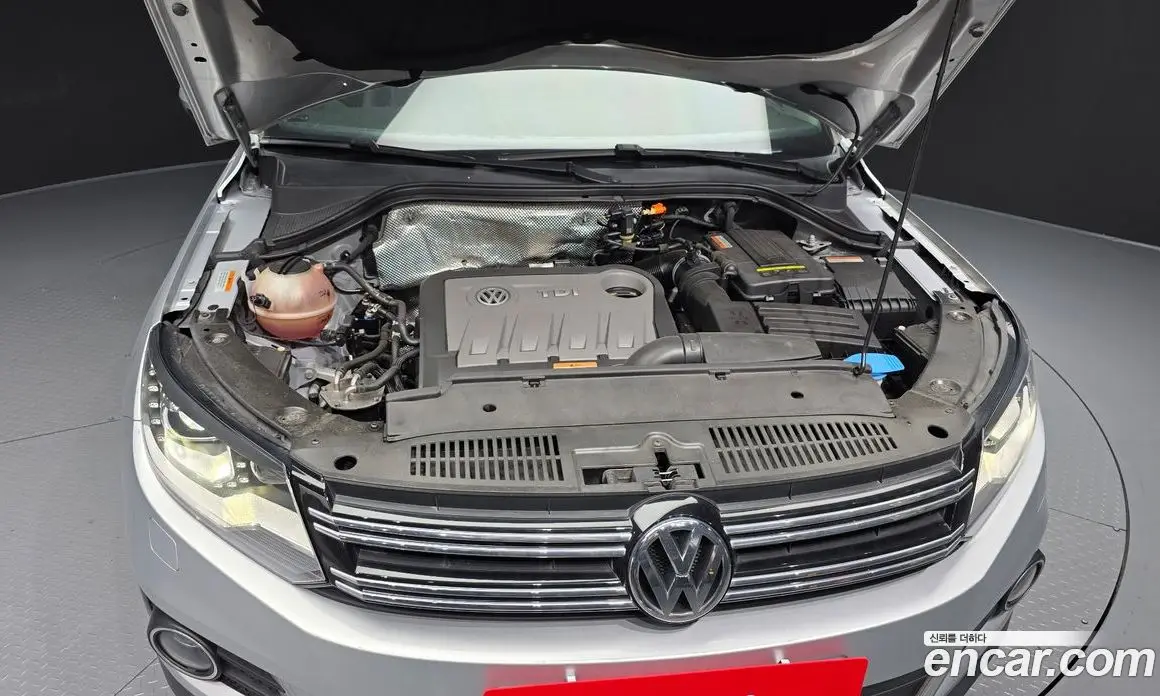 Volkswagen Tiguan 2014 2.0 автомат (гидро), фото 6