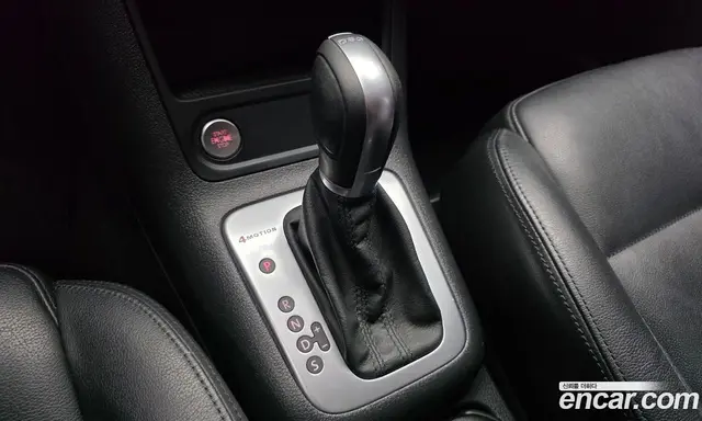 Volkswagen Tiguan 2014 2.0 автомат (гидро), миниатюра 9