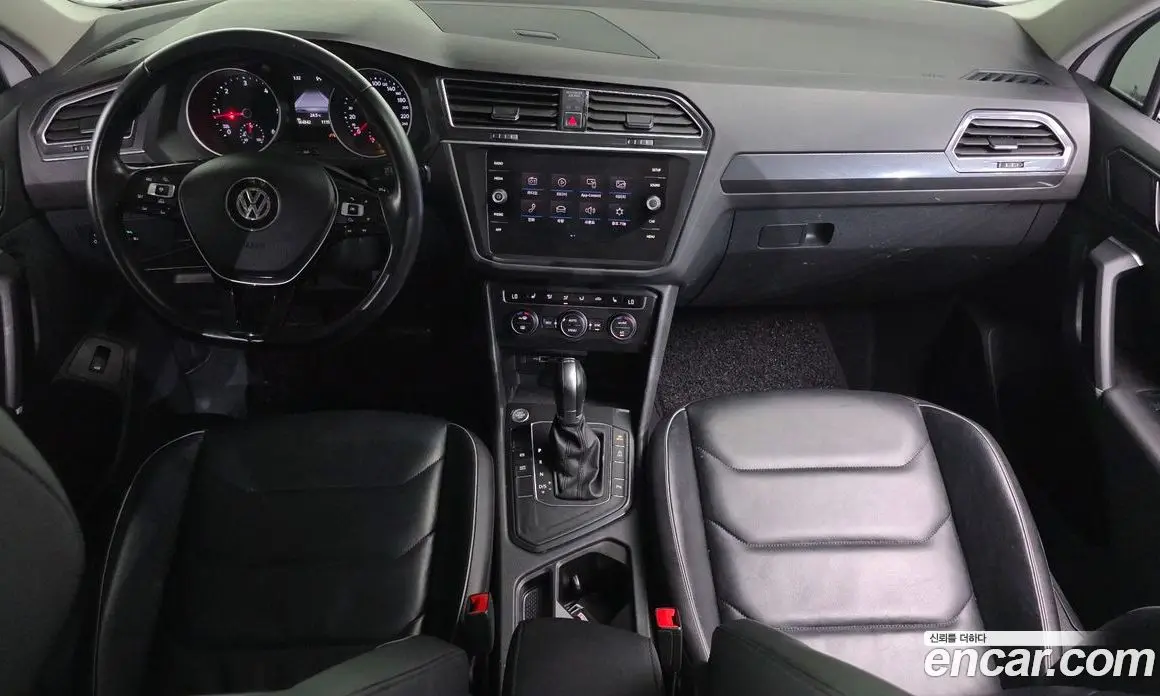 Volkswagen Tiguan 2018 2.0 автомат (гидро), фото 7