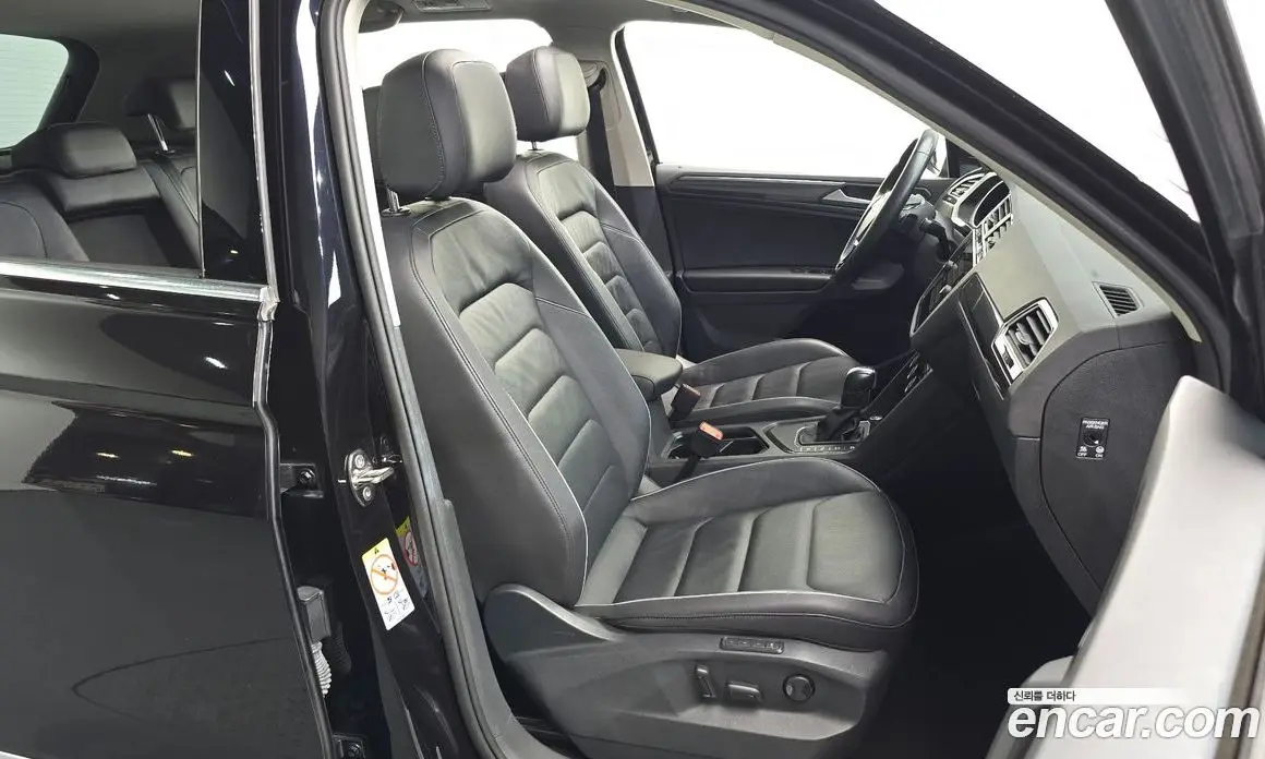 Volkswagen Tiguan 2020 2.0 автомат (гидро), фото 12