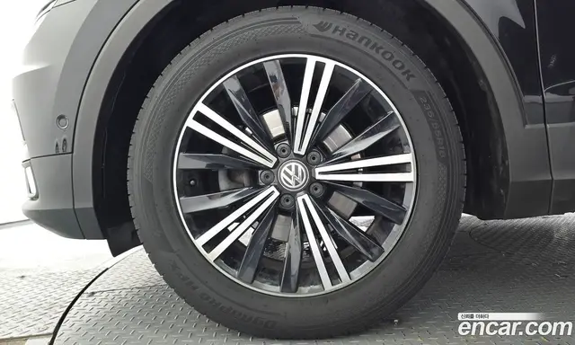 Volkswagen Tiguan 2020 2.0 автомат (гидро), миниатюра 5