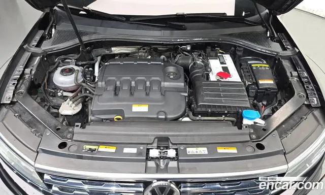 Volkswagen Tiguan 2020 2.0 автомат (гидро), миниатюра 6