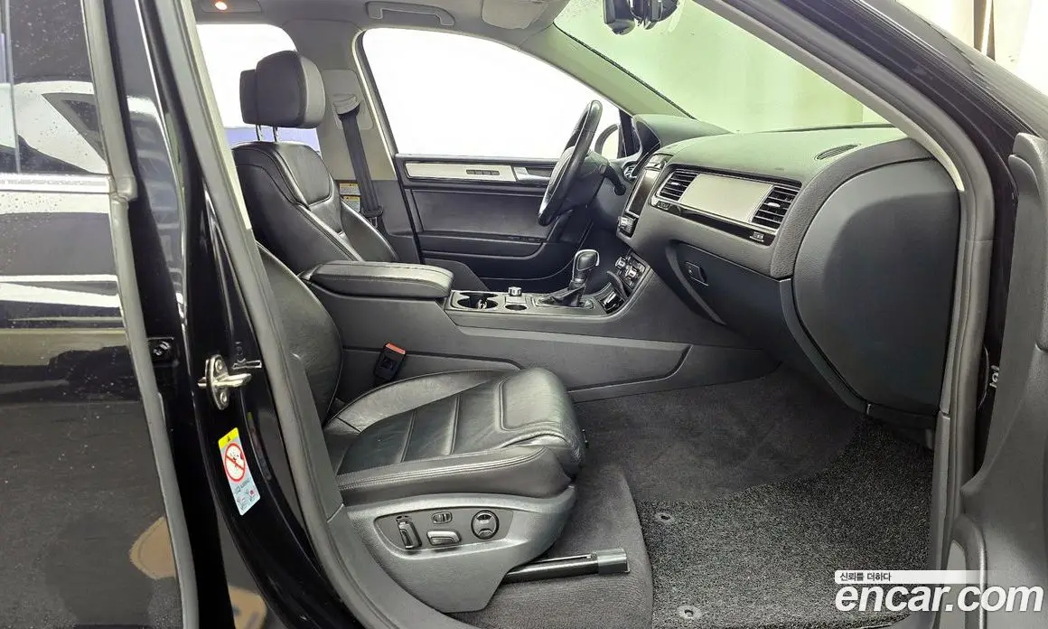 Volkswagen Touareg 2014 3.0 автомат (гидро), фото 11