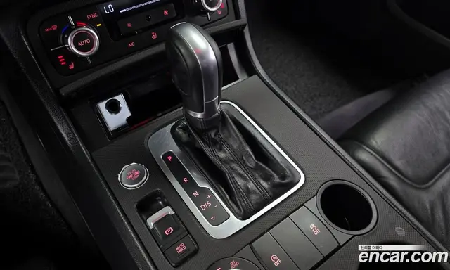 Volkswagen Touareg 2014 3.0 автомат (гидро), миниатюра 9