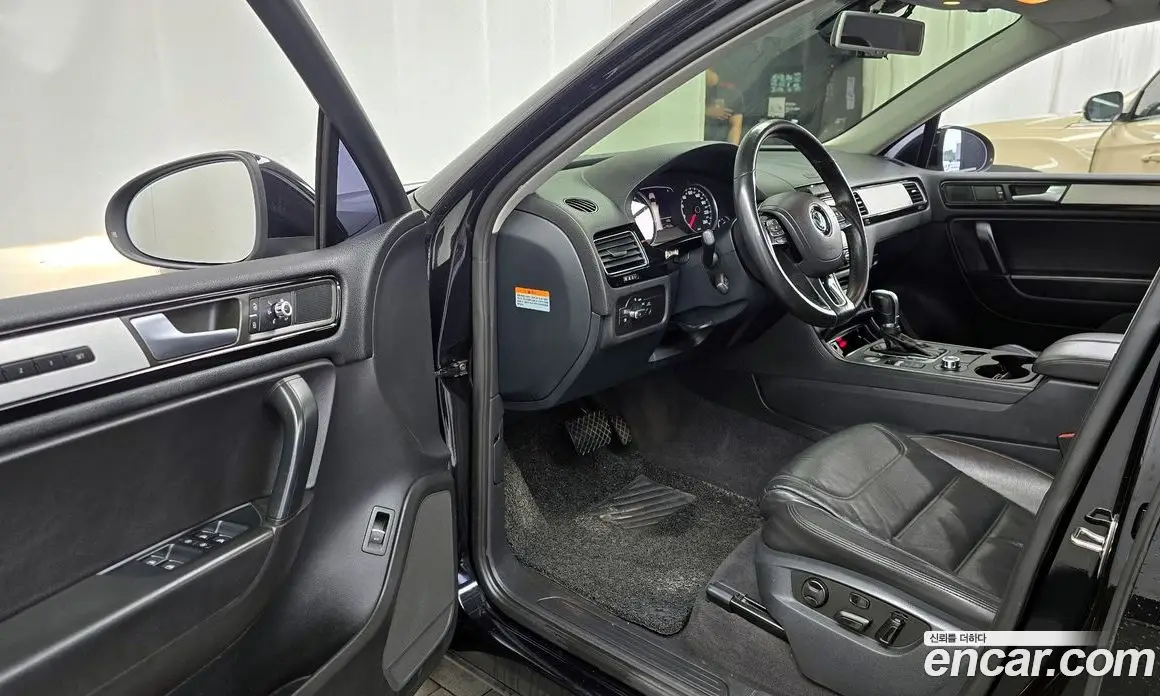 Volkswagen Touareg 2014 3.0 автомат (гидро), фото 10