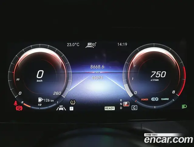 Volvo XC40 2020 2.0 автомат (гидро), миниатюра 7
