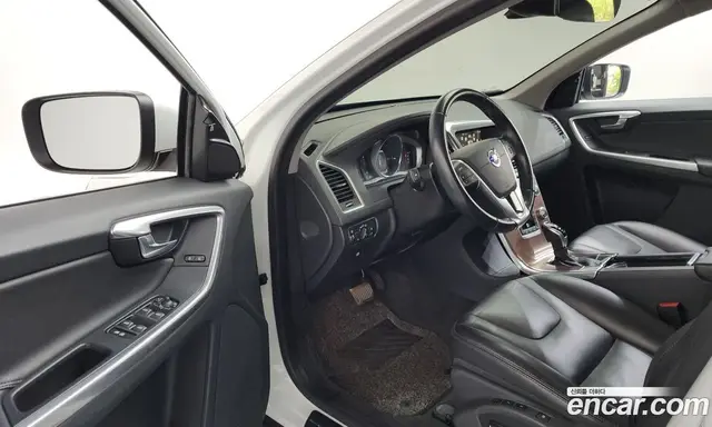 Volvo XC60 2017 2.0 автомат (гидро), миниатюра 10