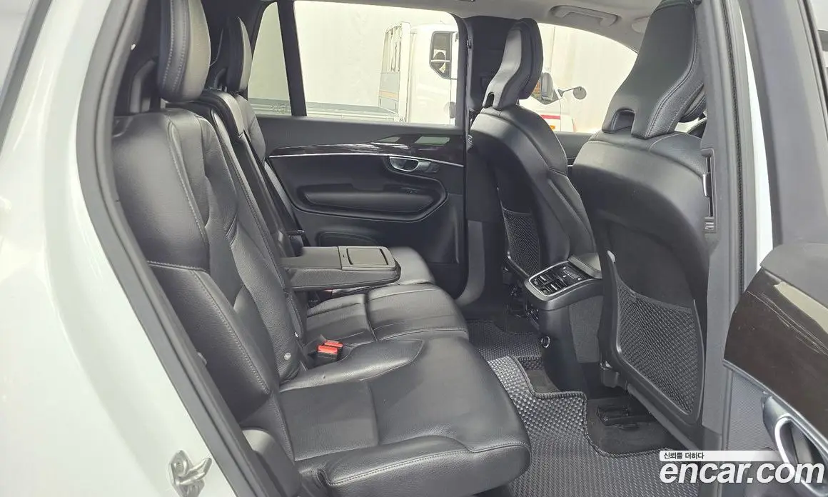 Volvo XC90 2018 2.0 автомат (гидро), фото 11