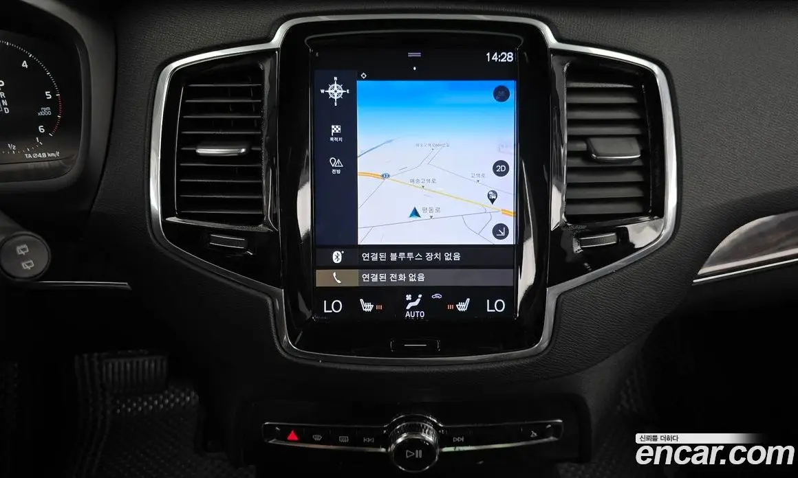 Volvo XC90 2018 2.0 автомат (гидро), фото 13
