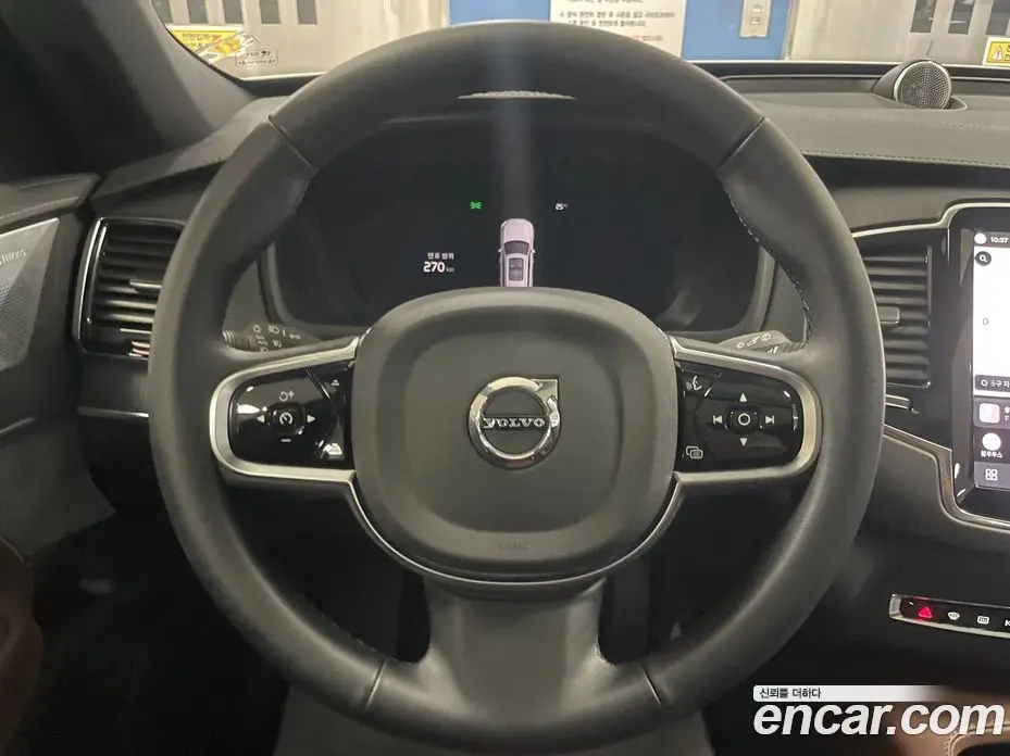 Volvo XC90 2025 2.0 автомат (гидро), фото 15