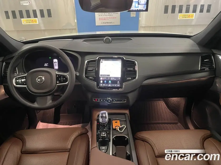 Volvo XC90 2025 2.0 автомат (гидро), фото 7