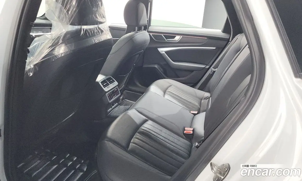 Audi A6 2020 2.0 автомат (гидро), фото 18