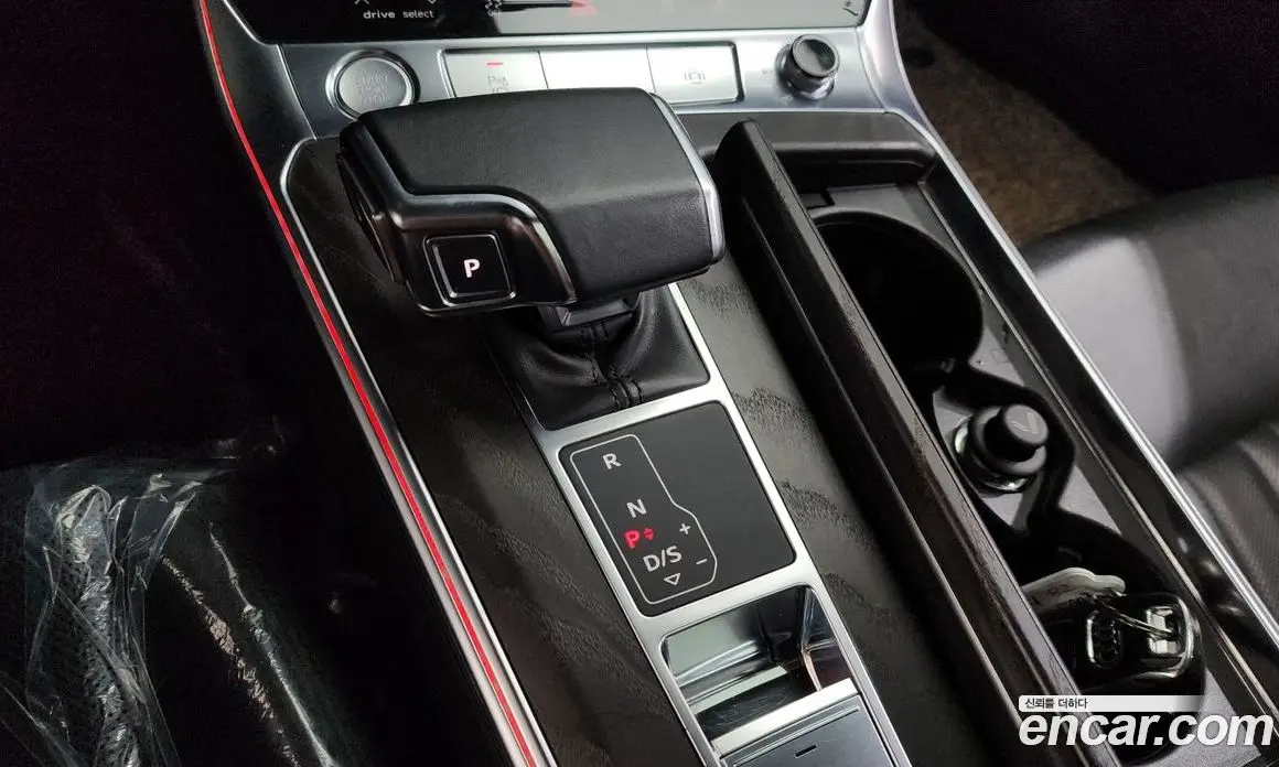 Audi A6 2020 2.0 автомат (гидро), фото 9
