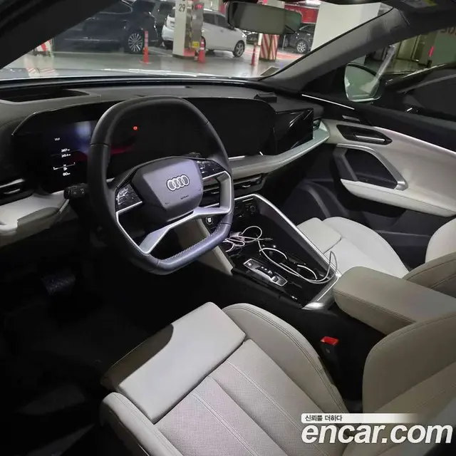 Audi Q5 2025 2.0 автомат (гидро), миниатюра 3