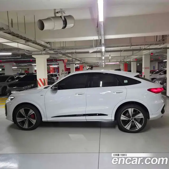 Audi Q5 2025 2.0 автомат (гидро), миниатюра 6