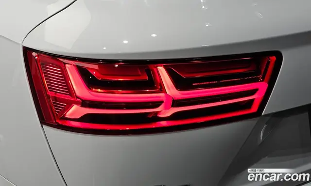 Audi Q7 2019 2.0 автомат (гидро), миниатюра 9