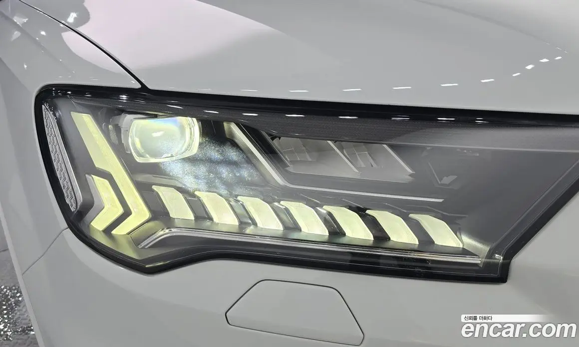 Audi Q7 2020 3.0 автомат (гидро), фото 8