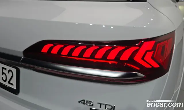 Audi Q7 2020 3.0 автомат (гидро), миниатюра 9