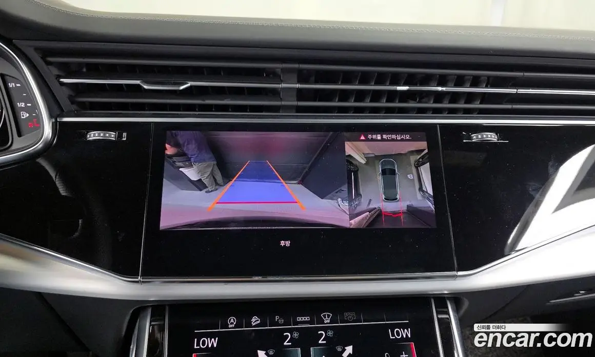 Audi Q7 2023 3.0 автомат (гидро), фото 15