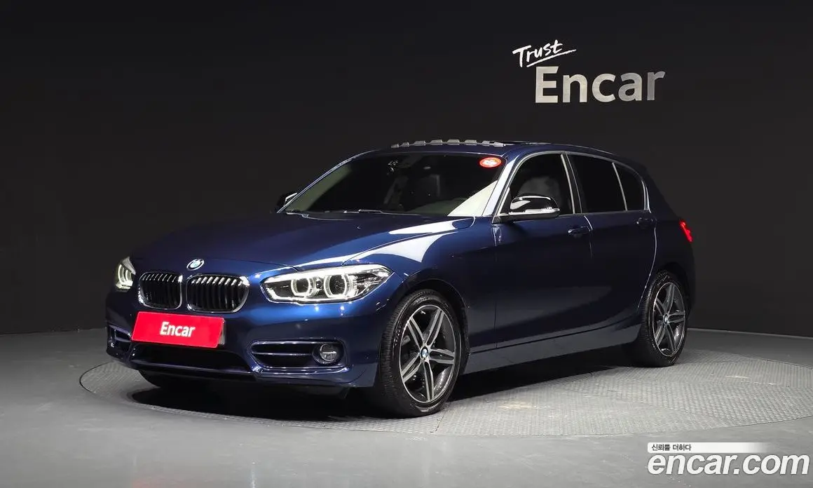 BMW 1 серия 2019 2.0 автомат (гидро), фото 1