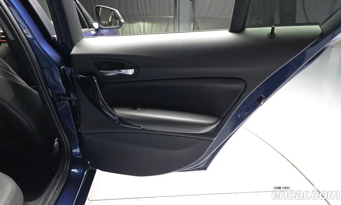 BMW 1 серия 2019 2.0 автомат (гидро), фото 15
