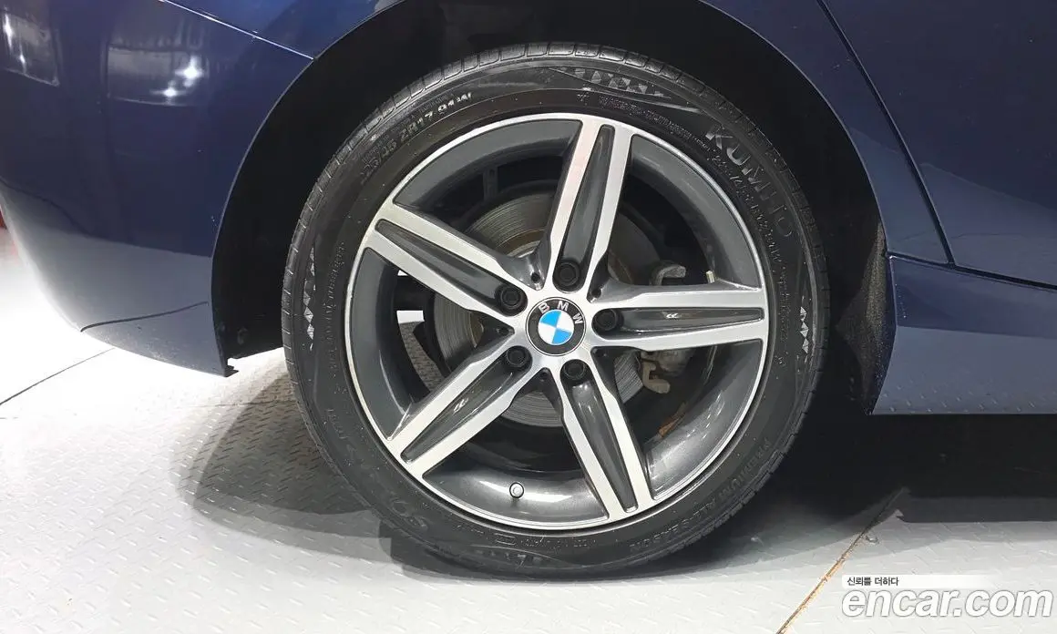 BMW 1 серия 2019 2.0 автомат (гидро), фото 5