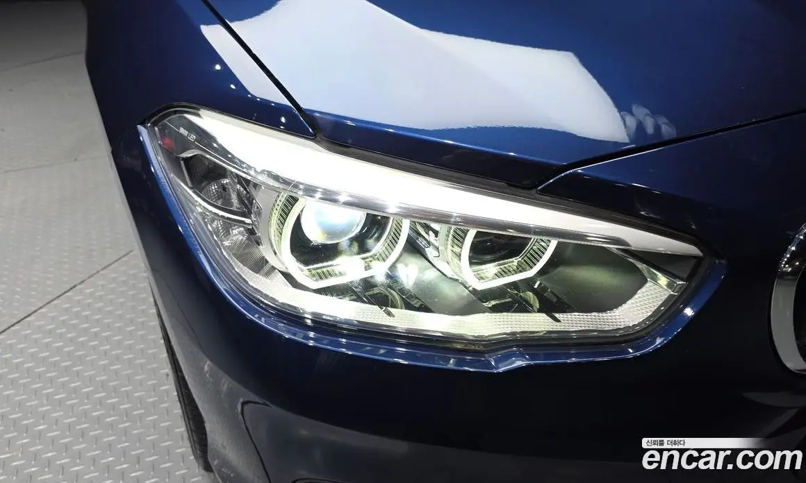BMW 1 серия 2019 2.0 автомат (гидро), фото 8