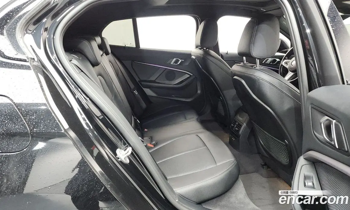 BMW 1 серия 2022 2.0 автомат (гидро), фото 12