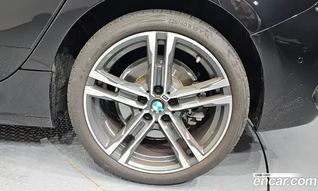 BMW 1 серия 2023 2.0 автомат (гидро), миниатюра 7