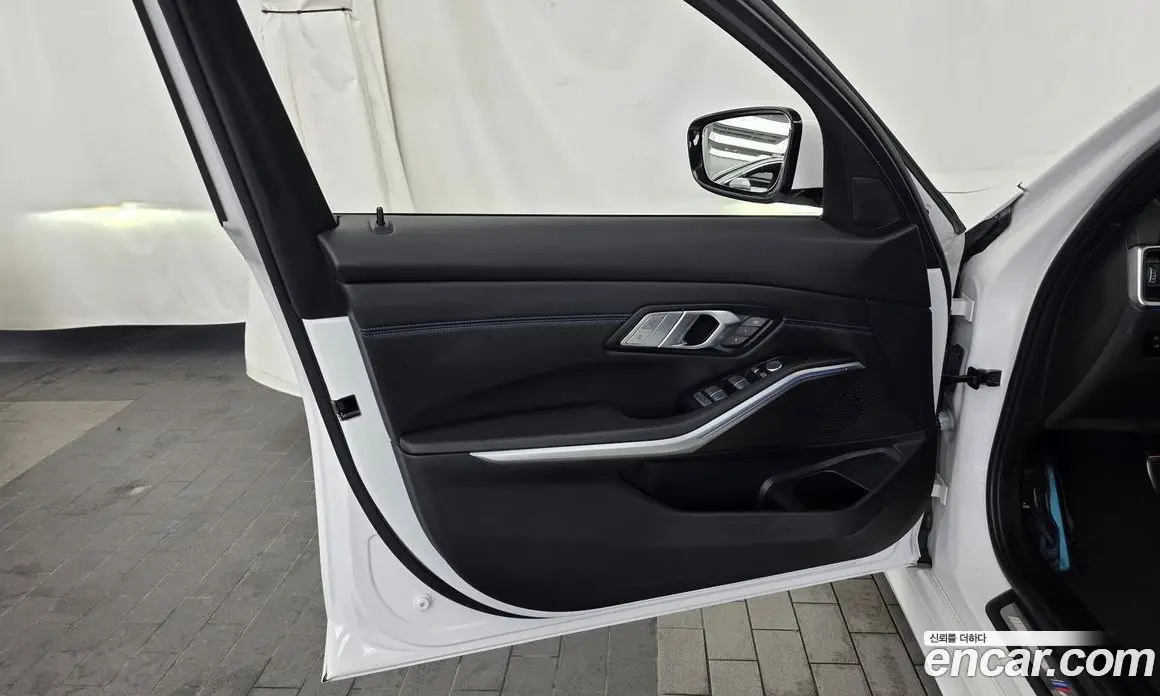 BMW 3 серия 2022 2.0 автомат (гидро), фото 14