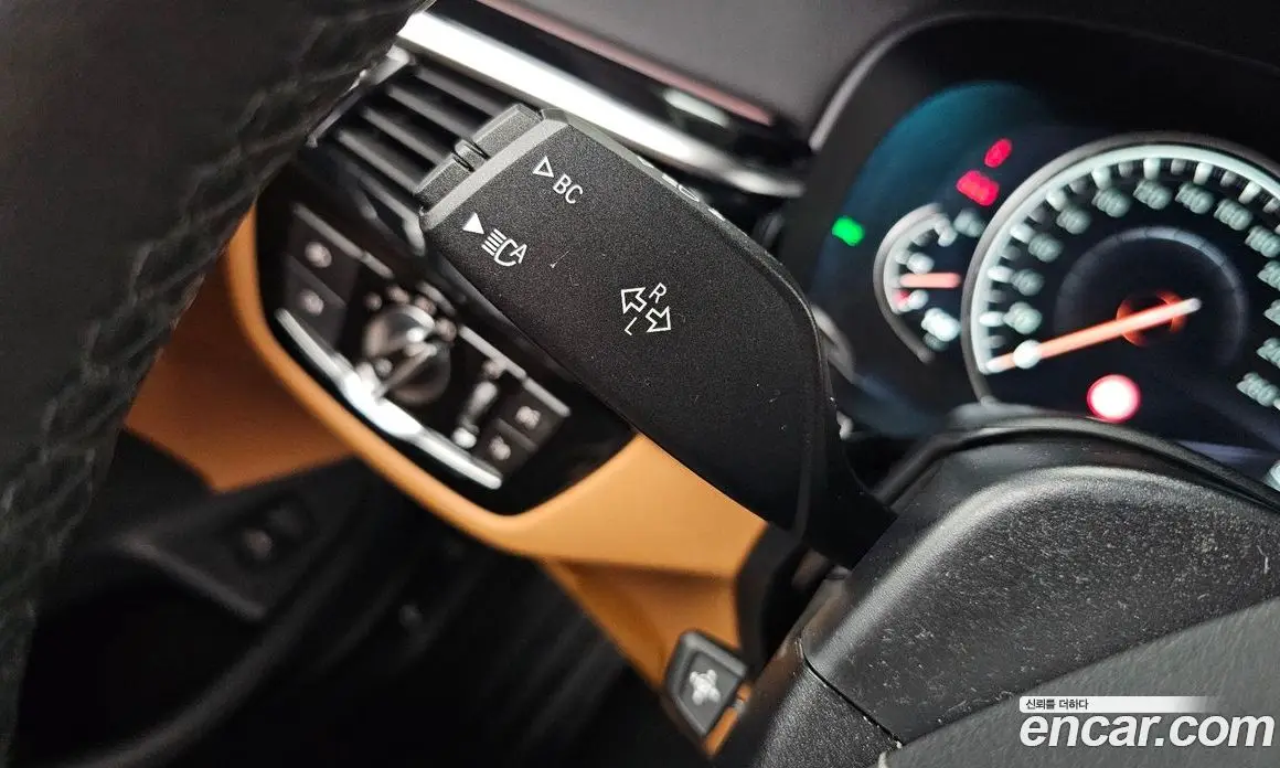 BMW 5 серия 2018 2.0 автомат (гидро), фото 34