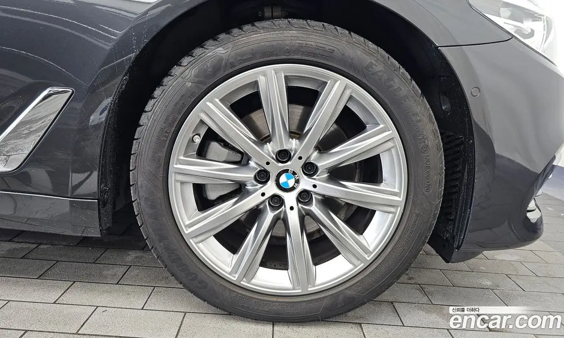 BMW 5 серия 2018 2.0 автомат (гидро), фото 7