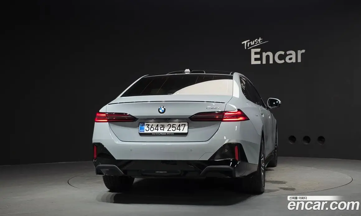 BMW 5 серия 2025 2.0 автомат (гидро), фото 4