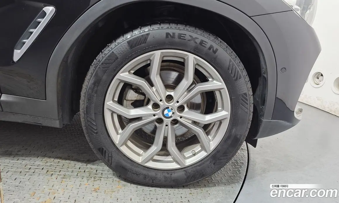 BMW X4 2021 2.0 автомат (гидро), фото 7