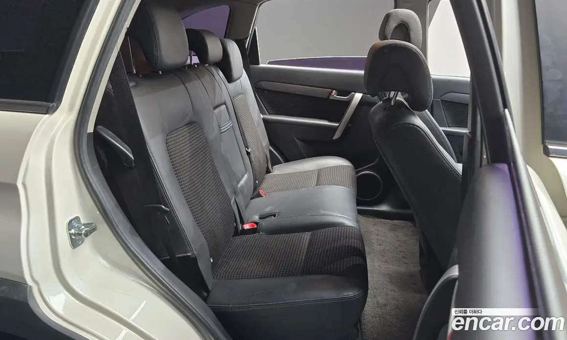 Chevrolet Captiva 2011 2.2 автомат (гидро), фото 11