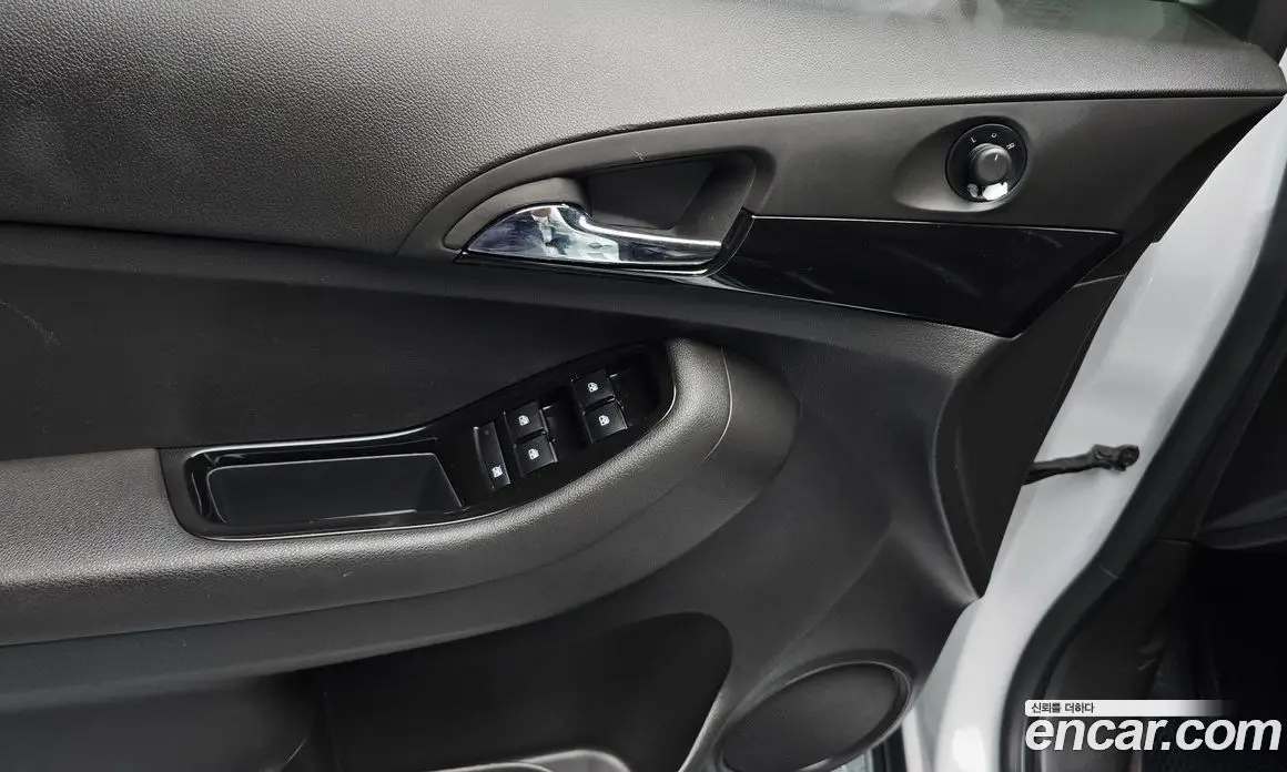 Chevrolet Orlando 2012 2.0 автомат (гидро), фото 16
